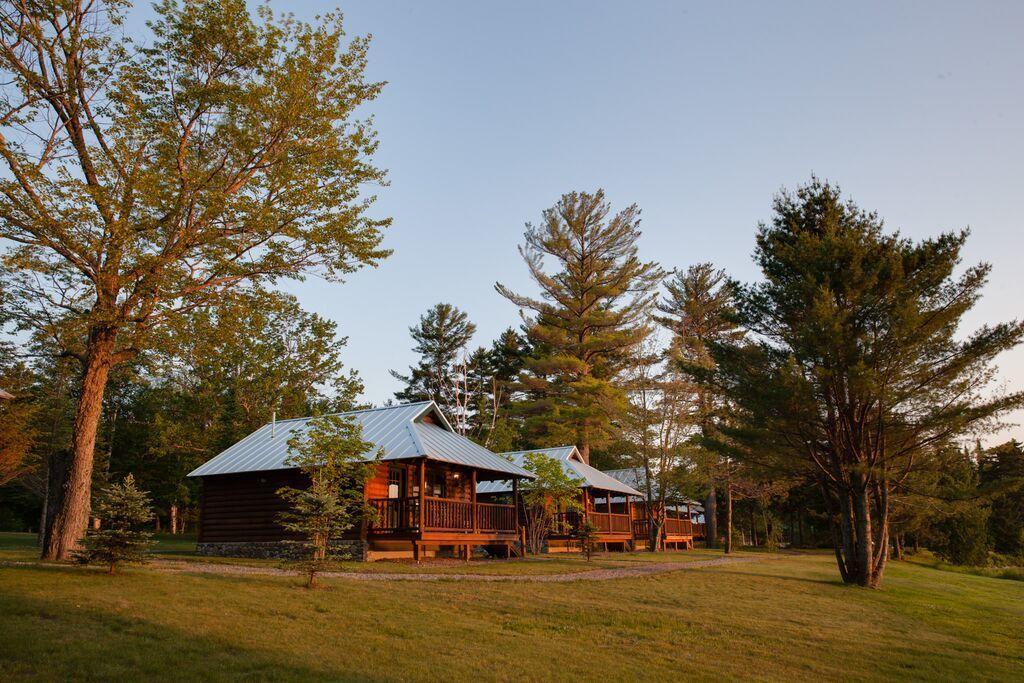 Lake Parlin Lodge & Cabins West Forks ภายนอก รูปภาพ