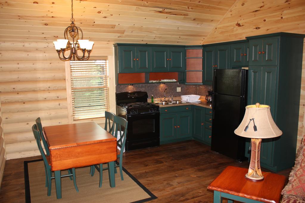 Lake Parlin Lodge & Cabins West Forks ห้อง รูปภาพ