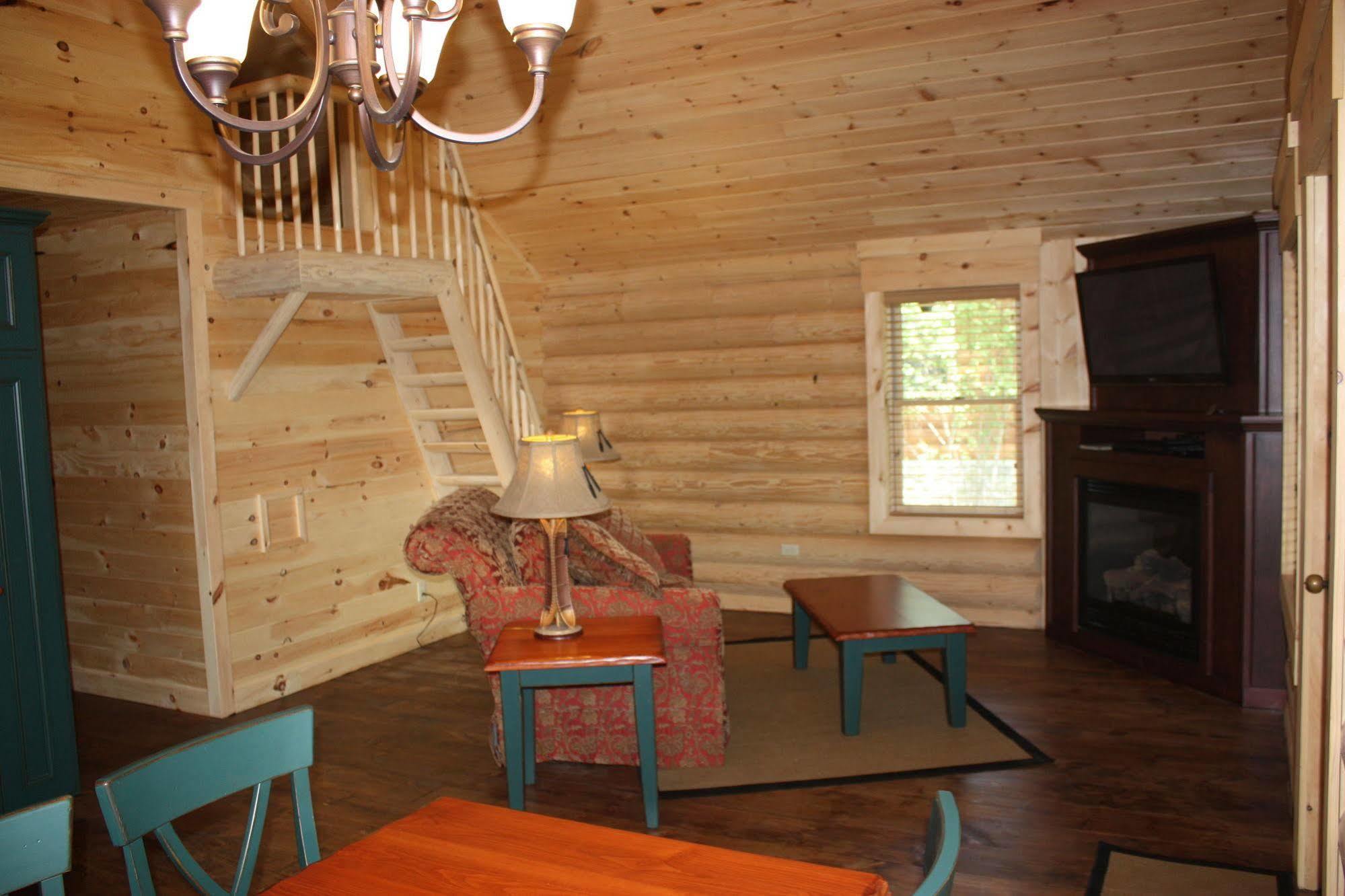 Lake Parlin Lodge & Cabins West Forks ภายนอก รูปภาพ