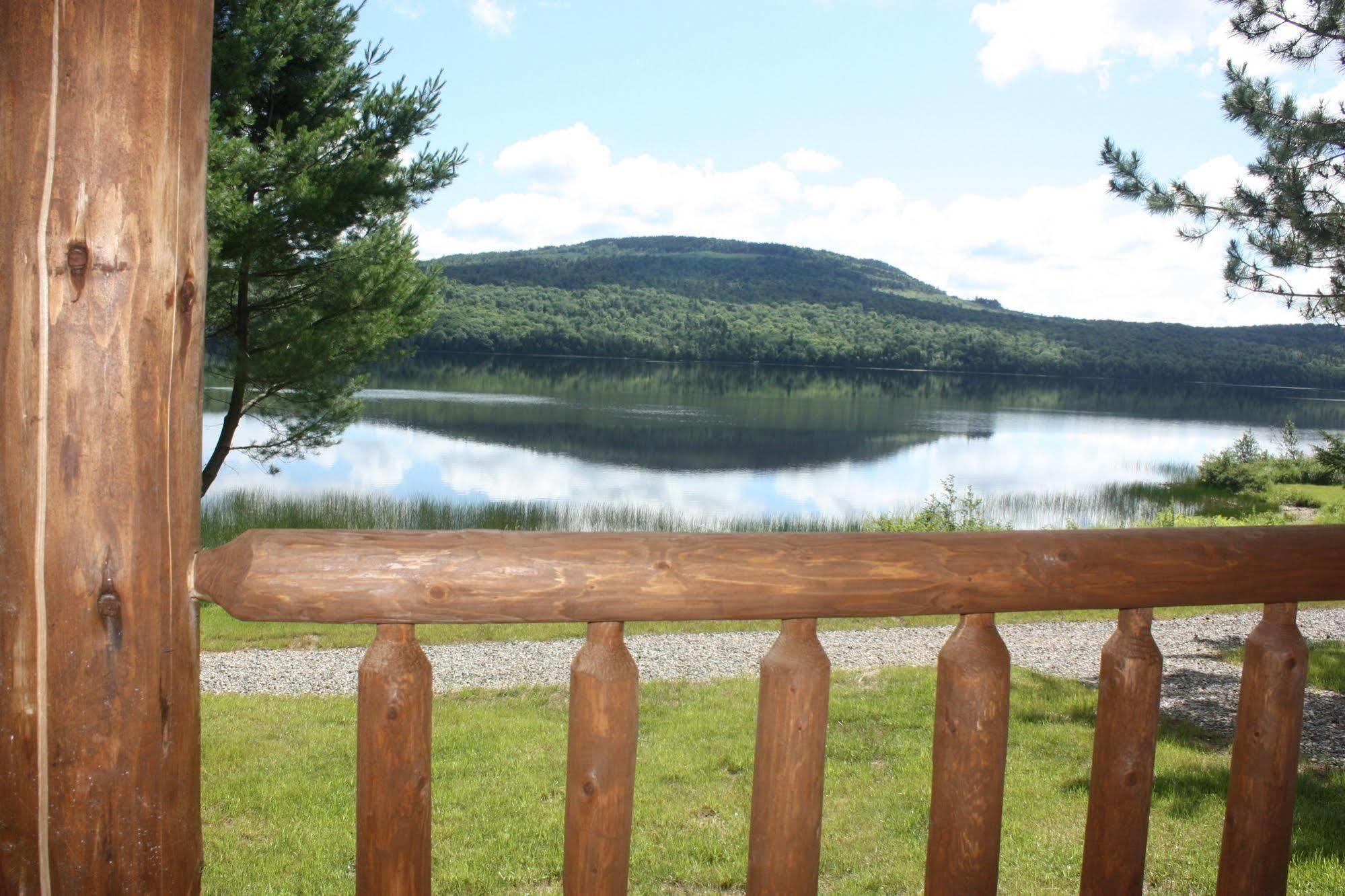 Lake Parlin Lodge & Cabins West Forks ภายนอก รูปภาพ